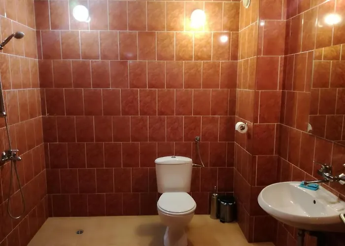 Шато Ветровитите Хълмове Hotel Sliven