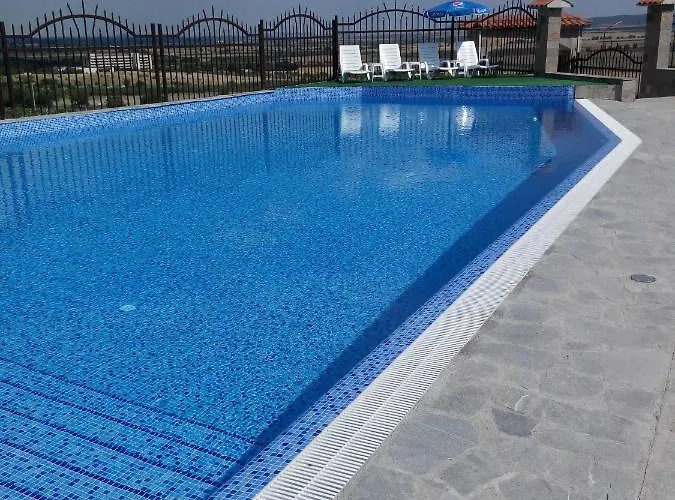 Шато Ветровитите Хълмове Sliven